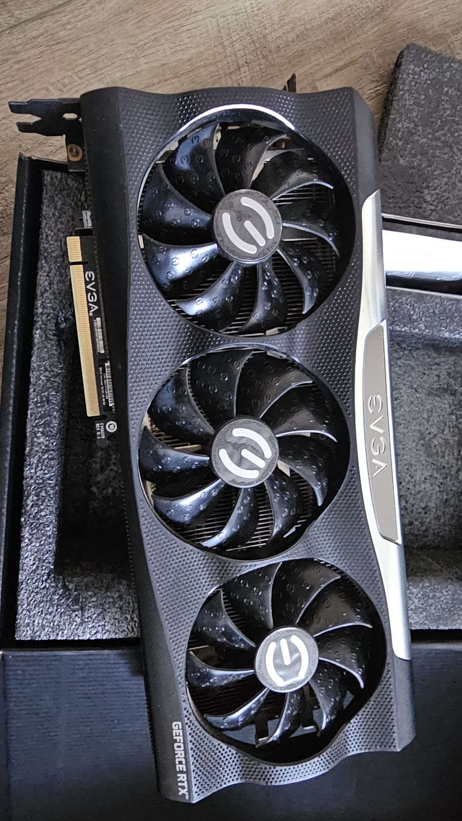 EVGA GeForce RTX 3080 LHR, triple-fan