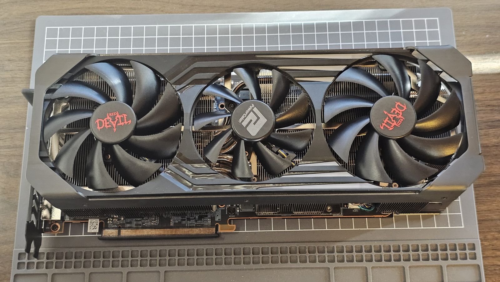 PowerColor Red Devil RX 6900 XT on the mat