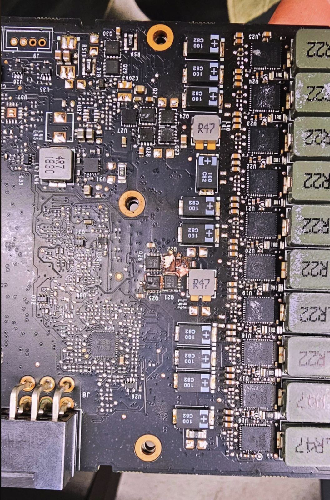 VRM close-up, R22 and R47 inductors